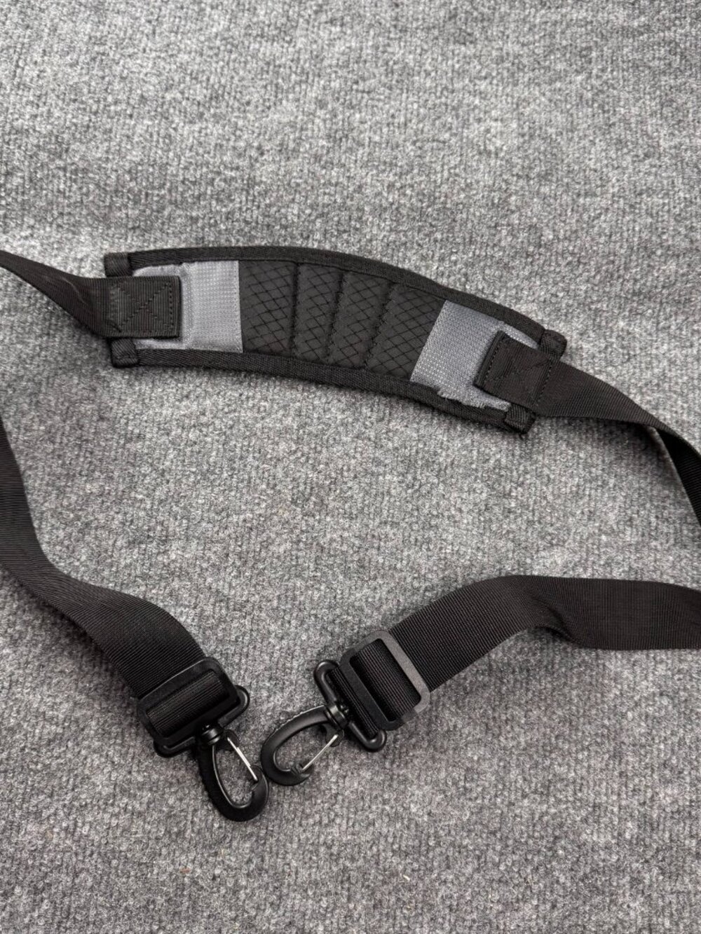 universal padded shoulder strap replacement black swivel clasp 1.5 inch wide